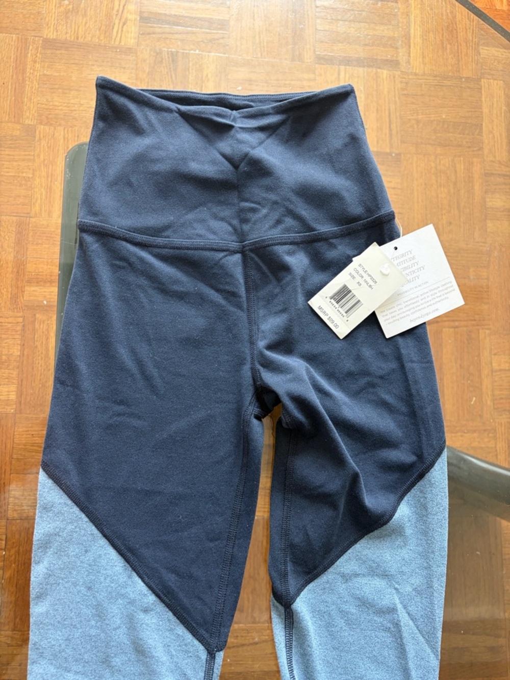 Beyond Yoga Navy and Light Blue Colorblock High-Waist Leggings